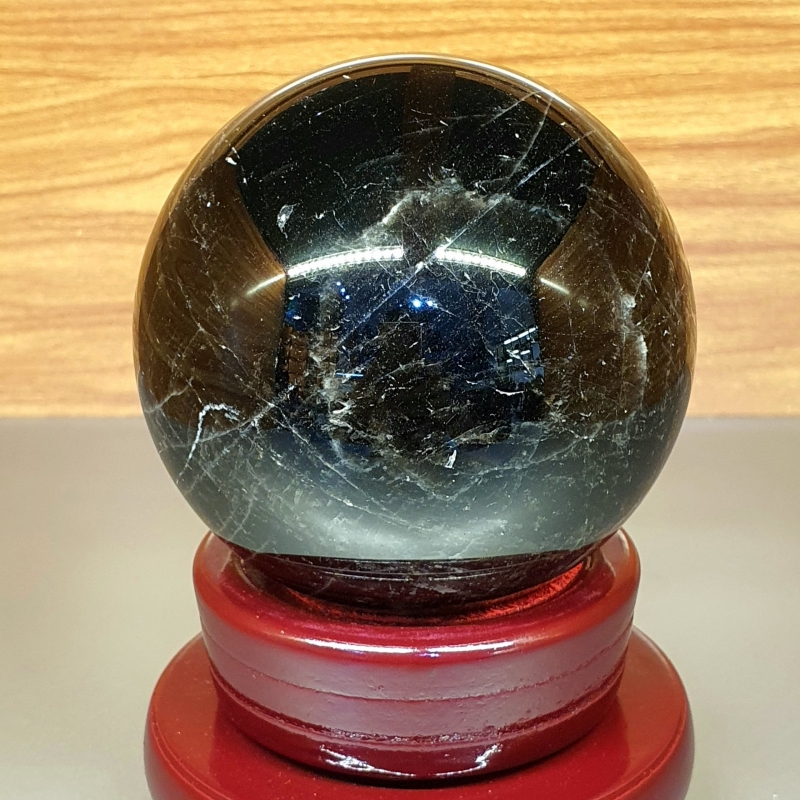 qua-cau-phong-thuy-thach-anh-den-thien-nhien-size-dk-9cm-hop-menh-thuy-moc-qctad314