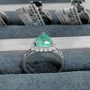 nhan-vang-trang-nu-dinh-da-emerald-ngoc-luc-bao-thien-nhien-cao-cap-nvdq1109 - ảnh nhỏ 4
