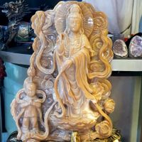 Tượng Mẹ Quán Thế Âm đá mã nảo mật ong thiên nhiên (Vip) - TMQA619