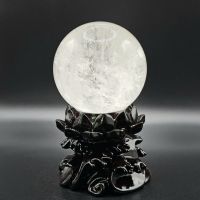 Quả Cầu Phong Thủy Đá Thạch Anh Trắng Thiên Nhiên ĐK:7,3cm - Hợp Mệnh kim, thủy - QCTAH146