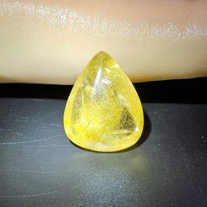 Mặt dây chuyền thạch anh tóc vàng - TAT544