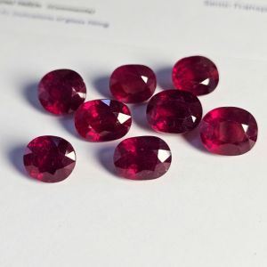 Mặt đá quý ruby đỏ facet thiên nhiên cao cấp - Bao kiểm định - RB315