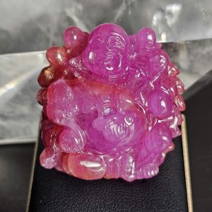 Tượng Phật Di Lặc đá quý Ruby Lục Yên - DL1046